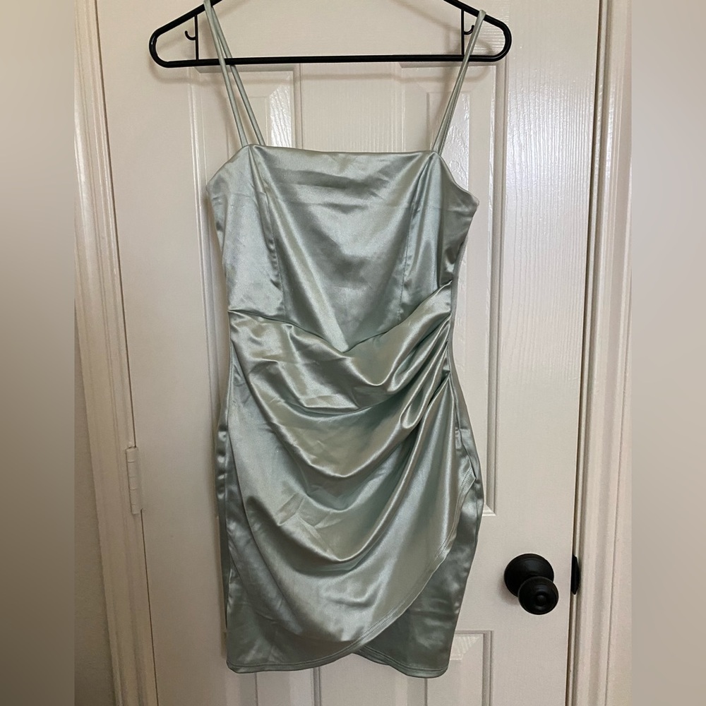 Windsor shiny light green dress